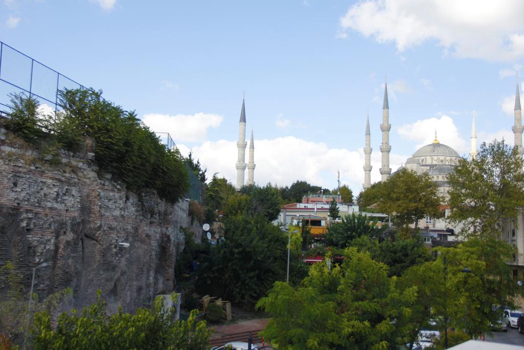Erguvan - Special Category Otel